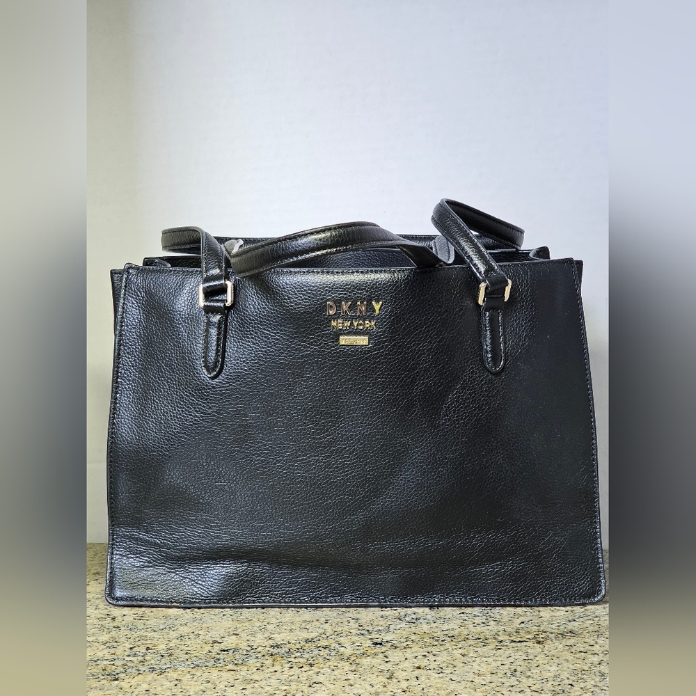 DKNY Black Leather Shoulder Bag